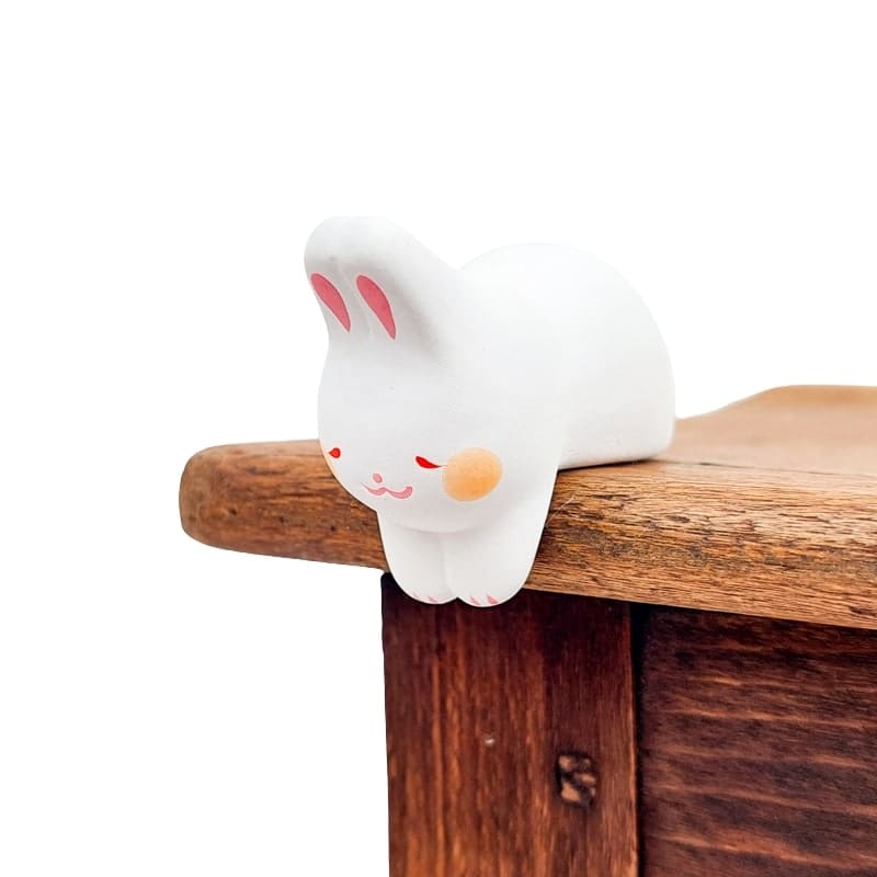 Figurine Lapin Usagi Dépressif