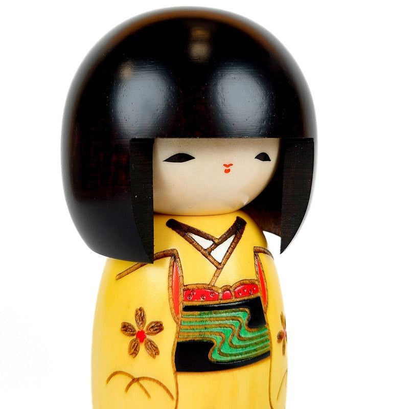 Gele Kokeshi Pop