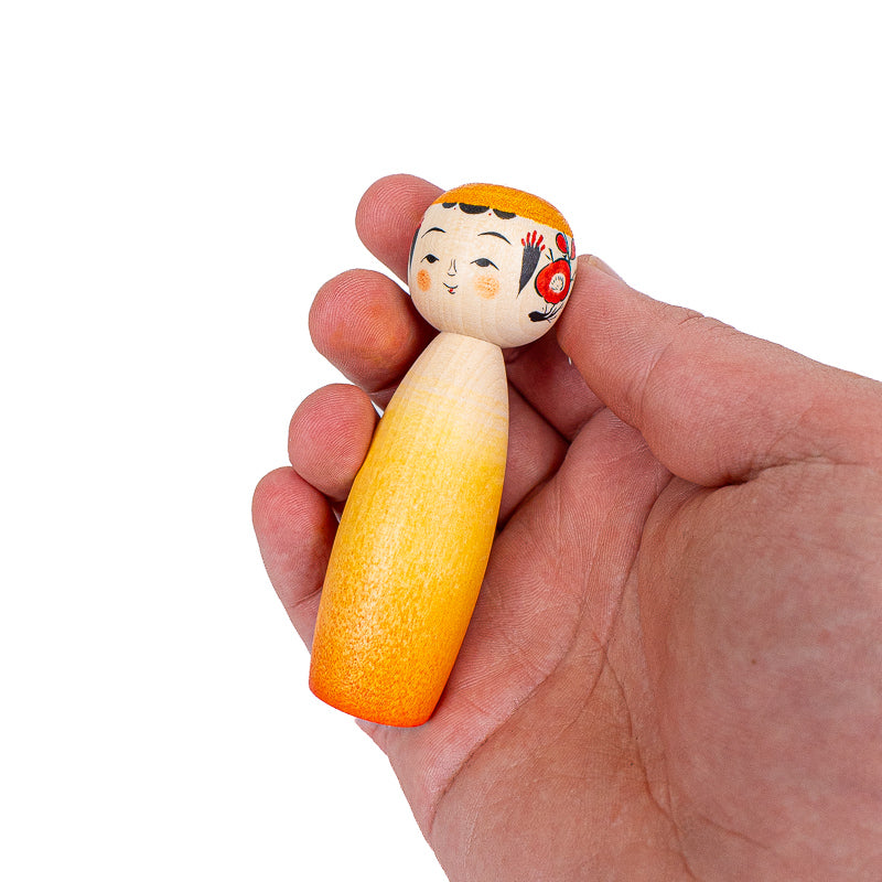 Japanse Kokeshi Pop - Daidai Kleurverloop - 9 cm