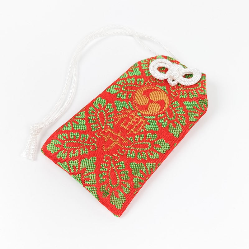 Japanse Omamori - Mitsudomoe Rood