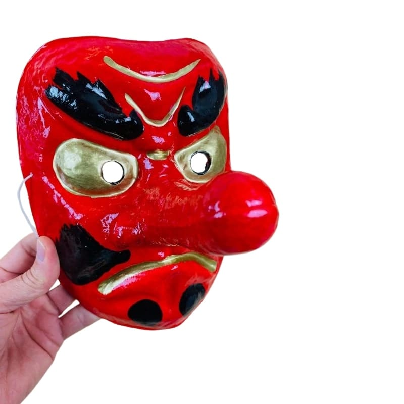 Papier-maché Tengu-masker