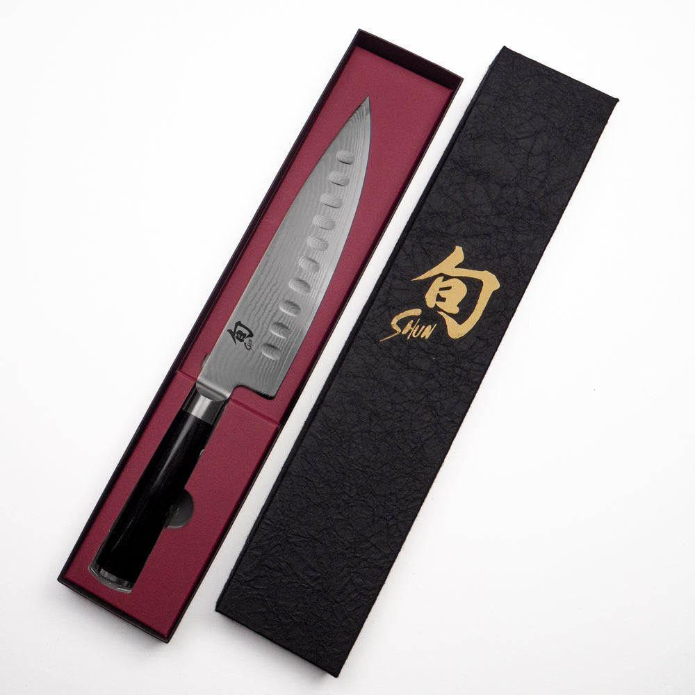 Shun Classic Koksmes – 20 cm - met Antikleefkuiltjes