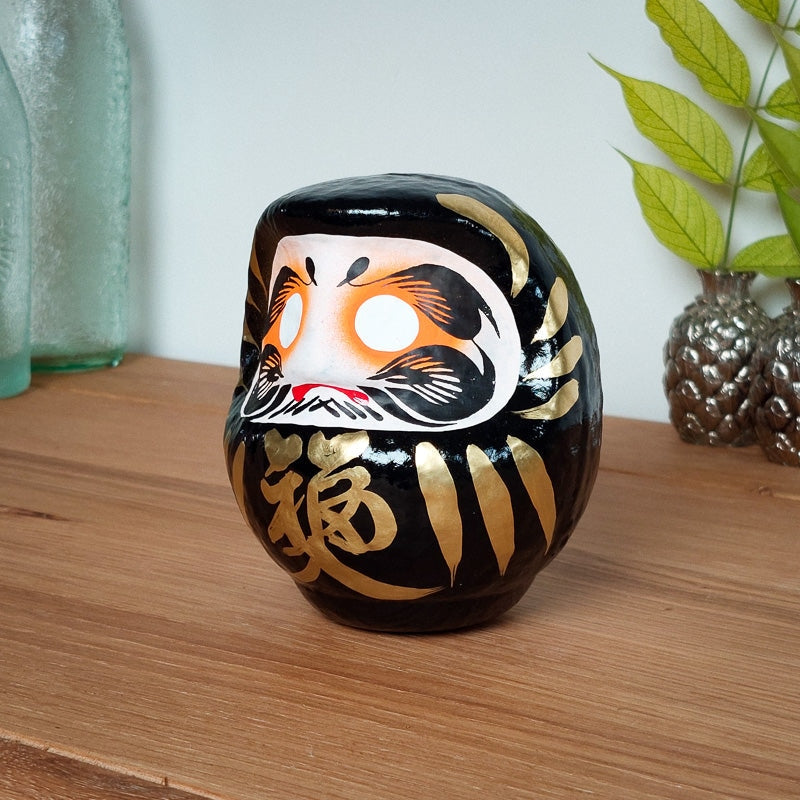 Grote zwarte daruma