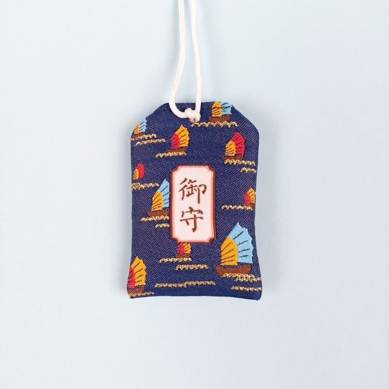 Omamori geslaagd examen