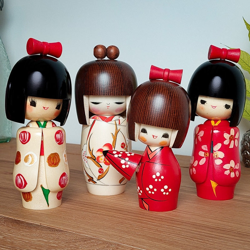 Traditionele Kokeshi pop