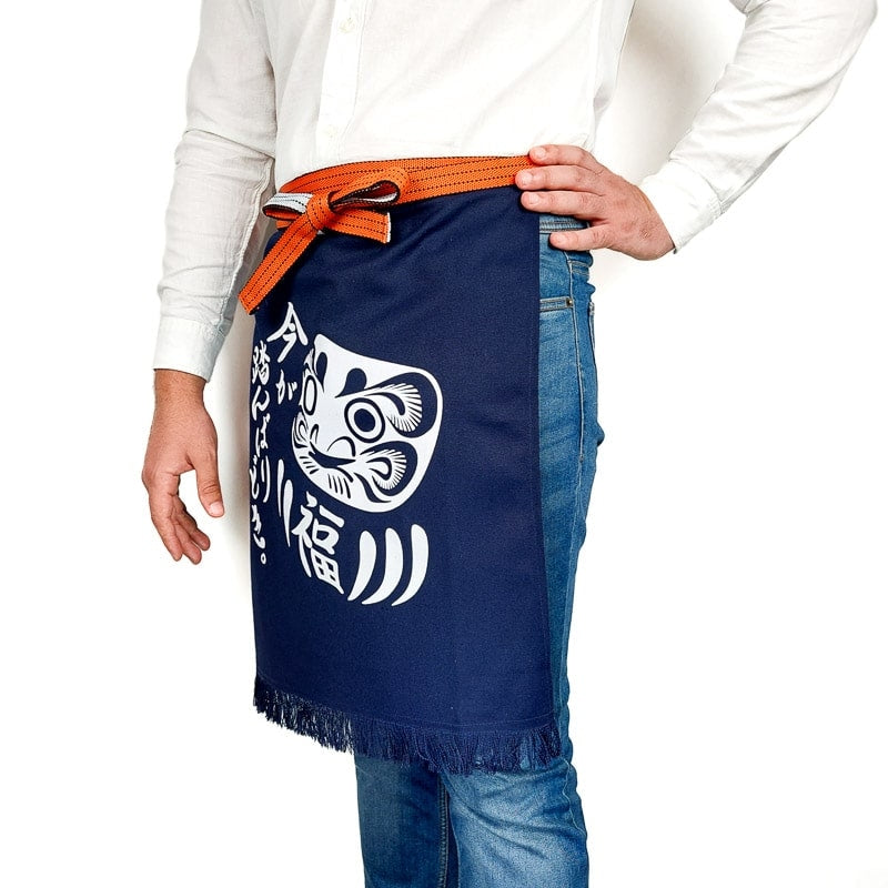 Maekake Daruma schort