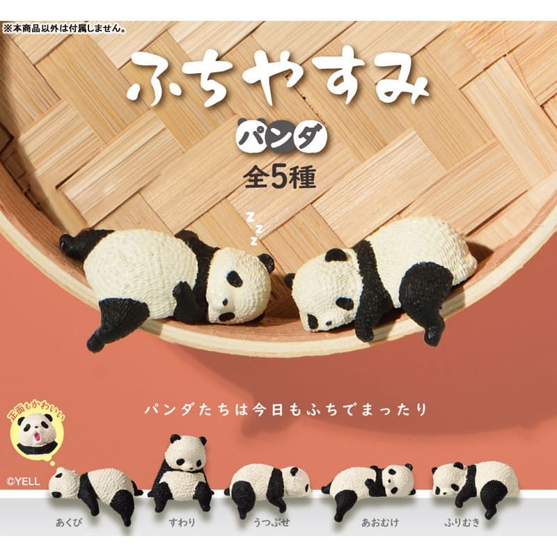 Gachapon Slapende Panda beeldje