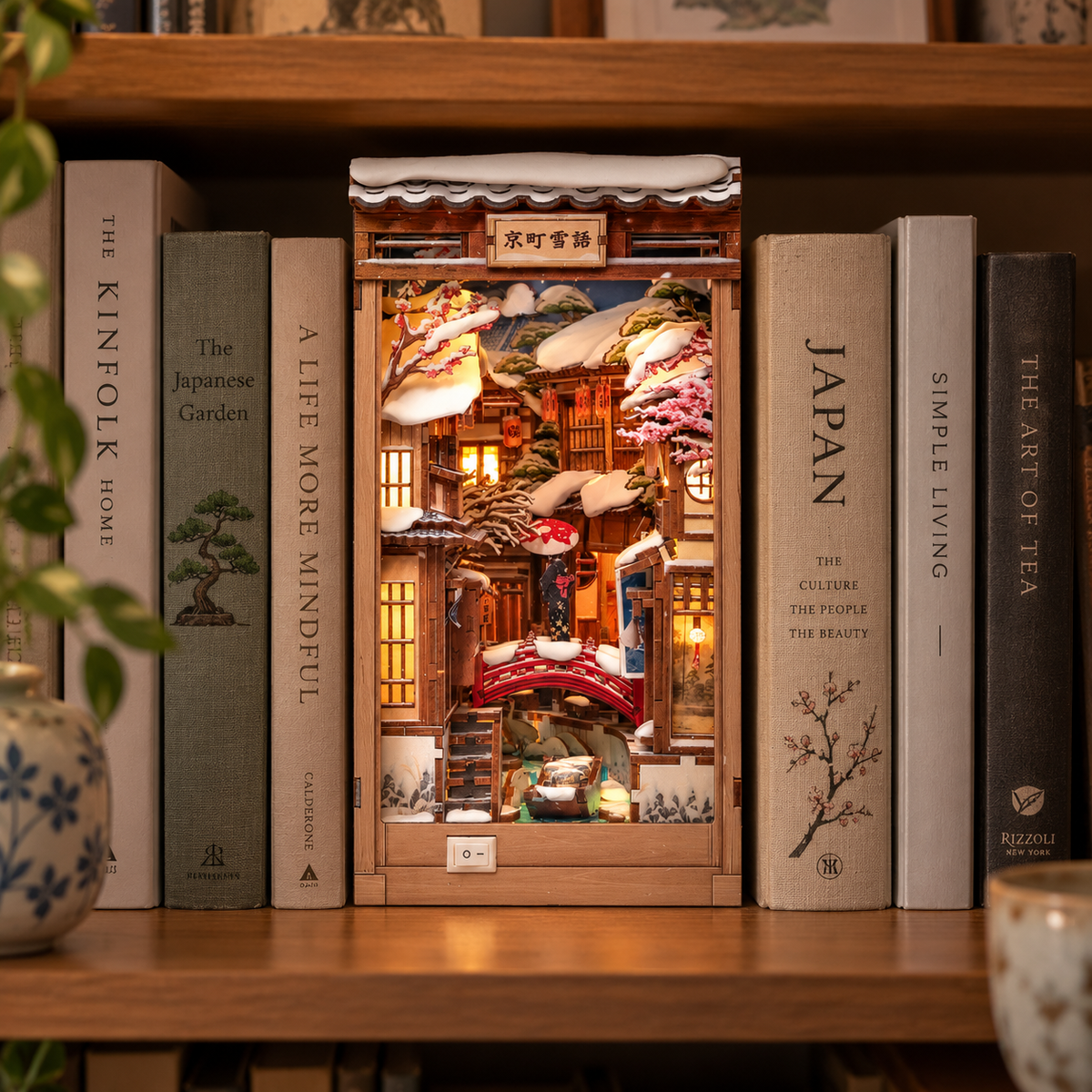 Japanse Book Nook Kyoto Snow Whisper
