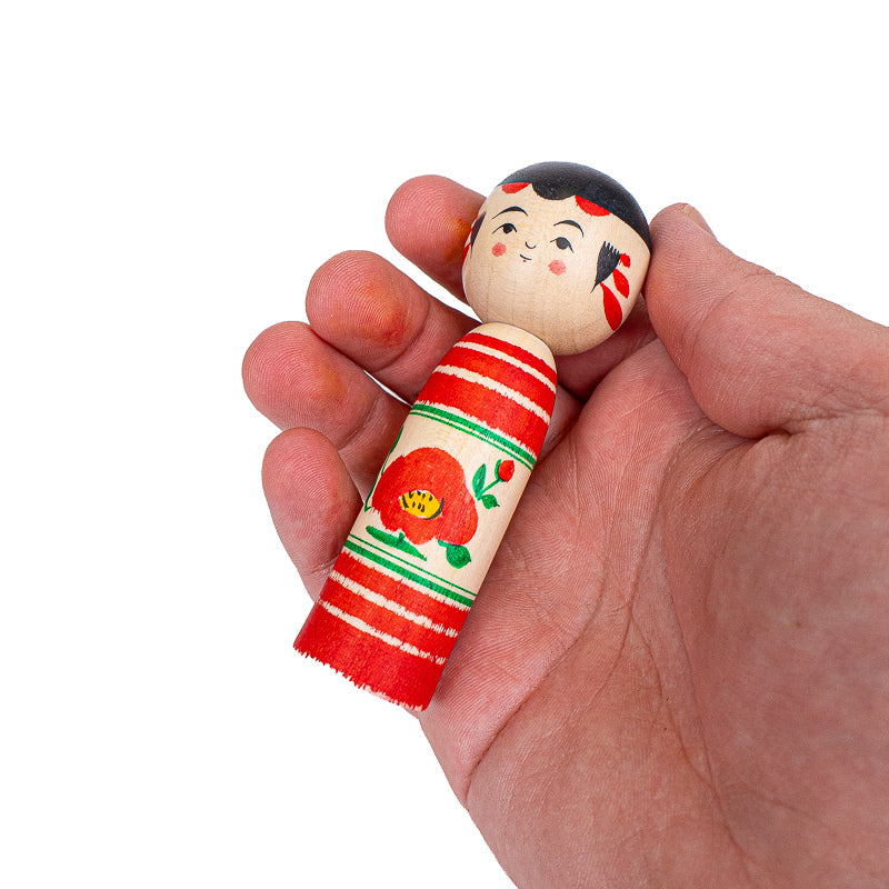 Japanse Kokeshi Pop - Tsubaki Camelia - 9 cm