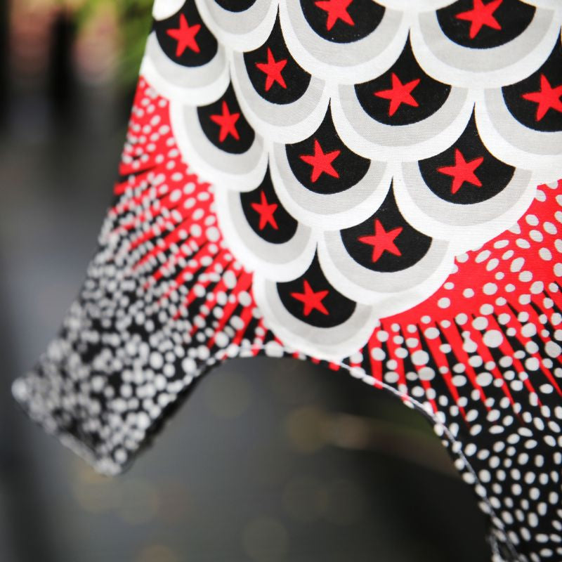 Koinobori Traditioneel Zwart & Wit - 70 cm