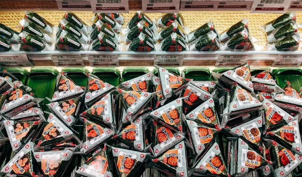onigiri in de supermarkt