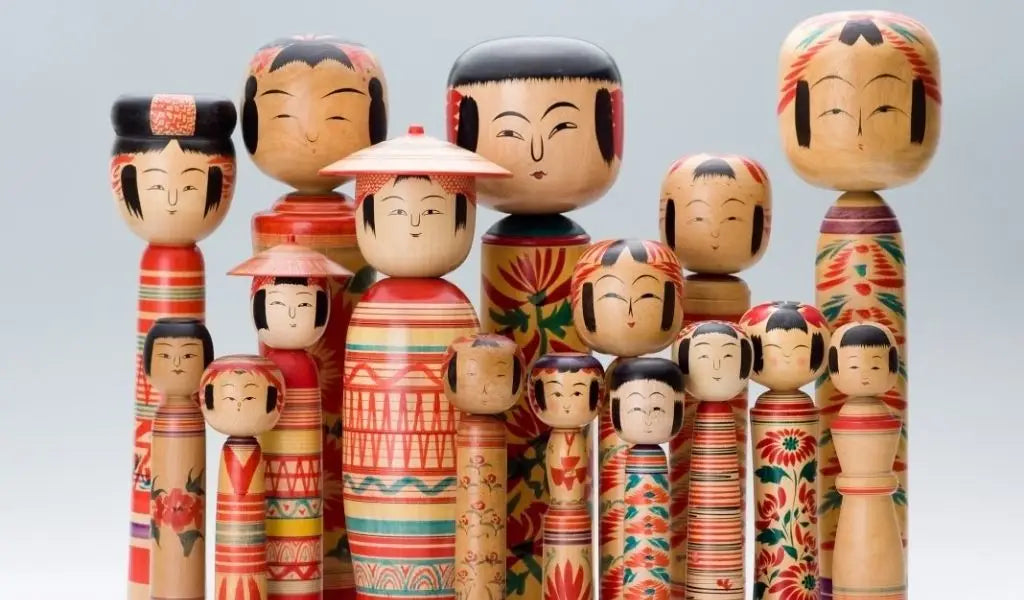 traditionele japanse kokeshi poppen