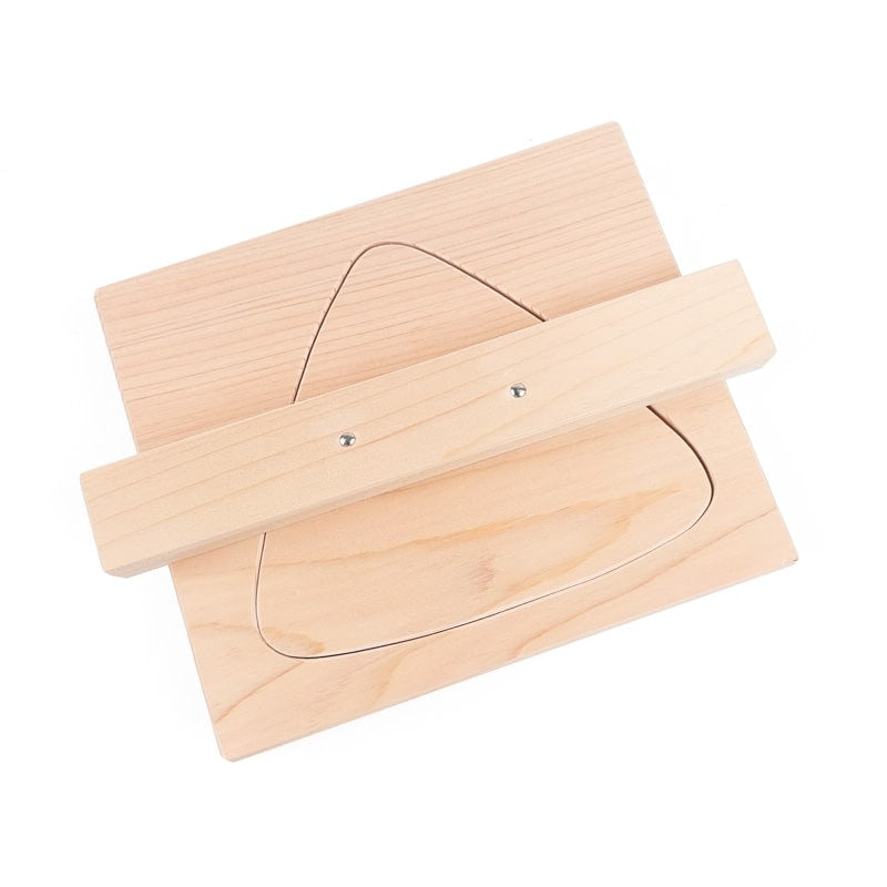 XL Onigiri Vorm - Cipressenhout